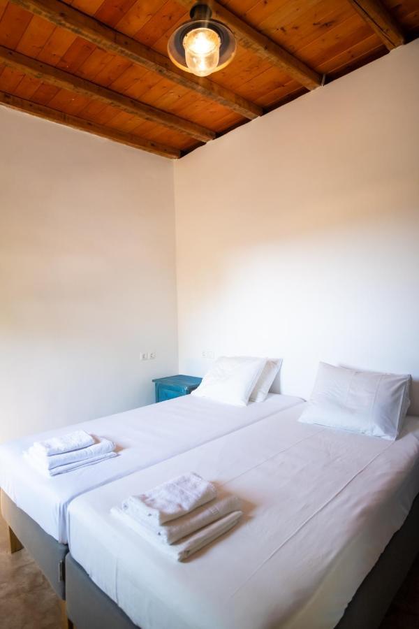 Simboro House - Kythoikies Holiday Houses Kýthira Extérieur photo